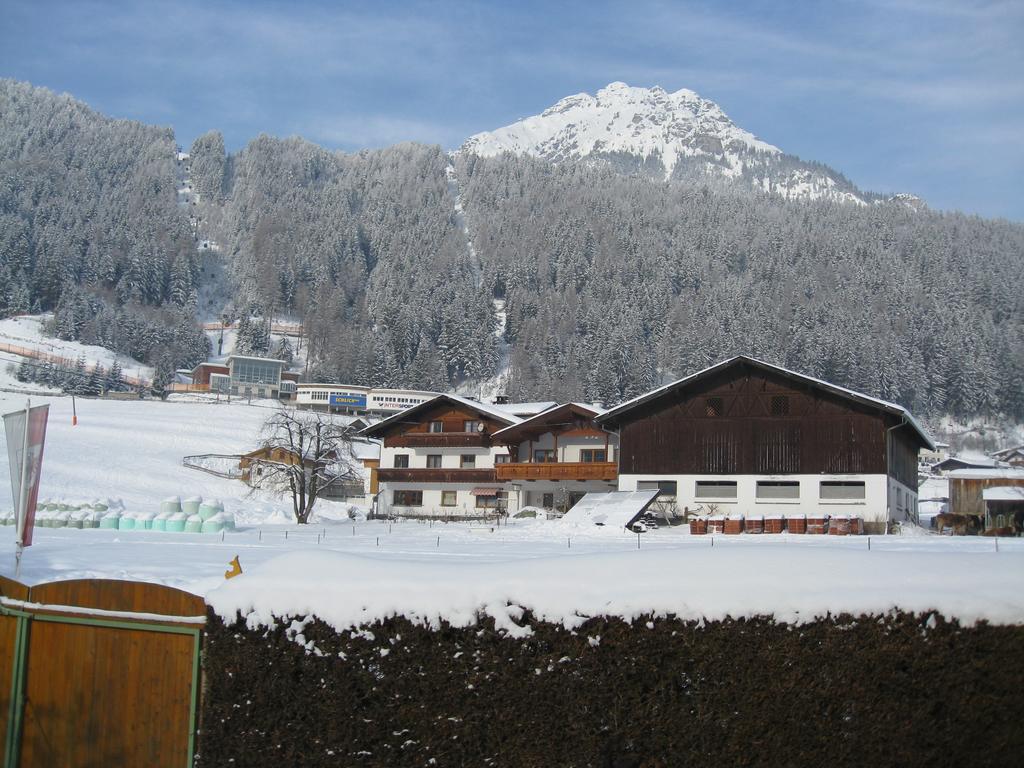 Haus Bergheimat - Familie Oberacher Guest House Фулпмес Екстериор снимка